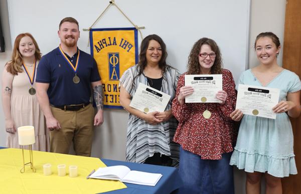 phi alpha inductees group